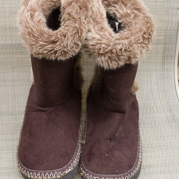 slippers - Picture 3 of 4